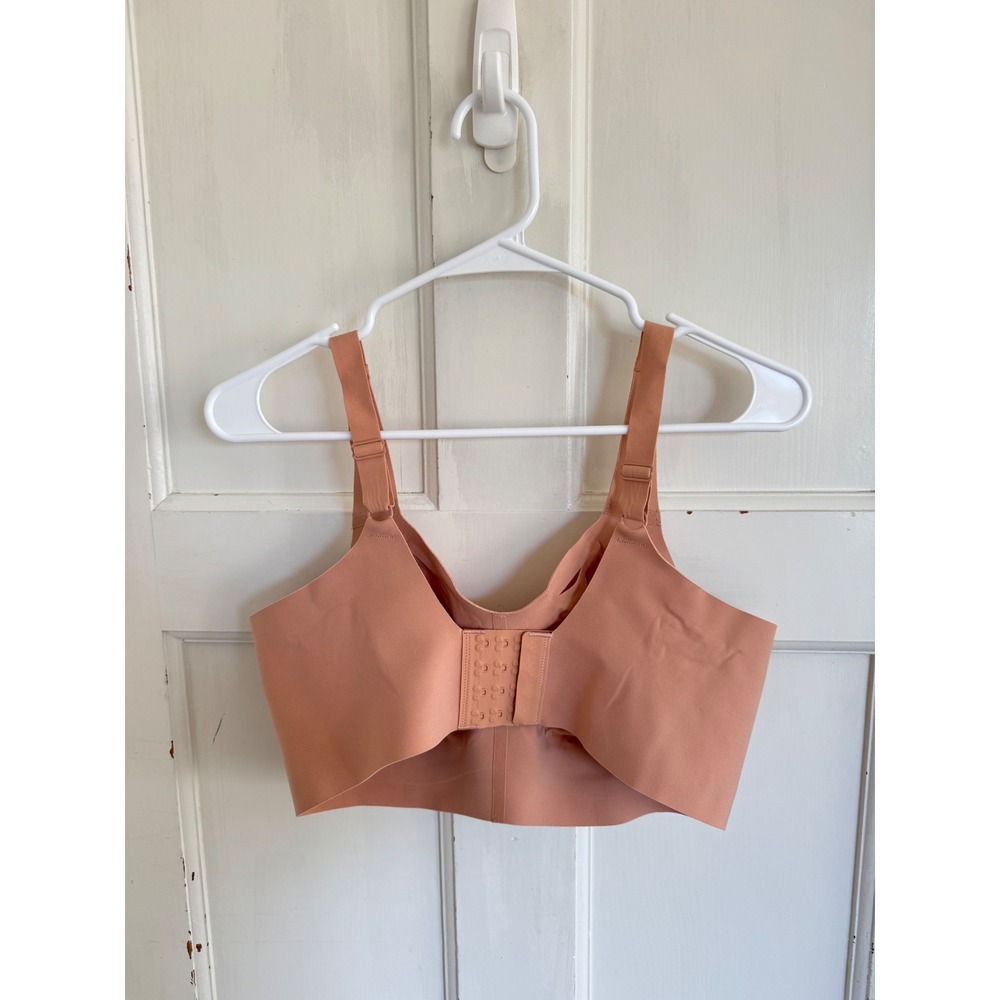 Evelyn & Bobbie coral pink EB Core Beyond Bra size large - Picture 3 of 7